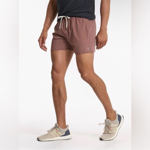 Vuori Men’s Course Run Shorts in Terracotta Dusty Red Drawstring - Picture 2 of 14
